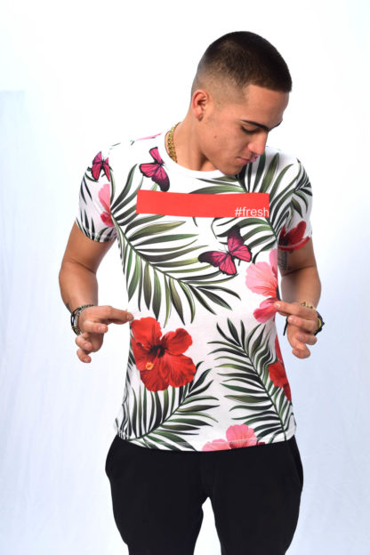 Camiseta flores