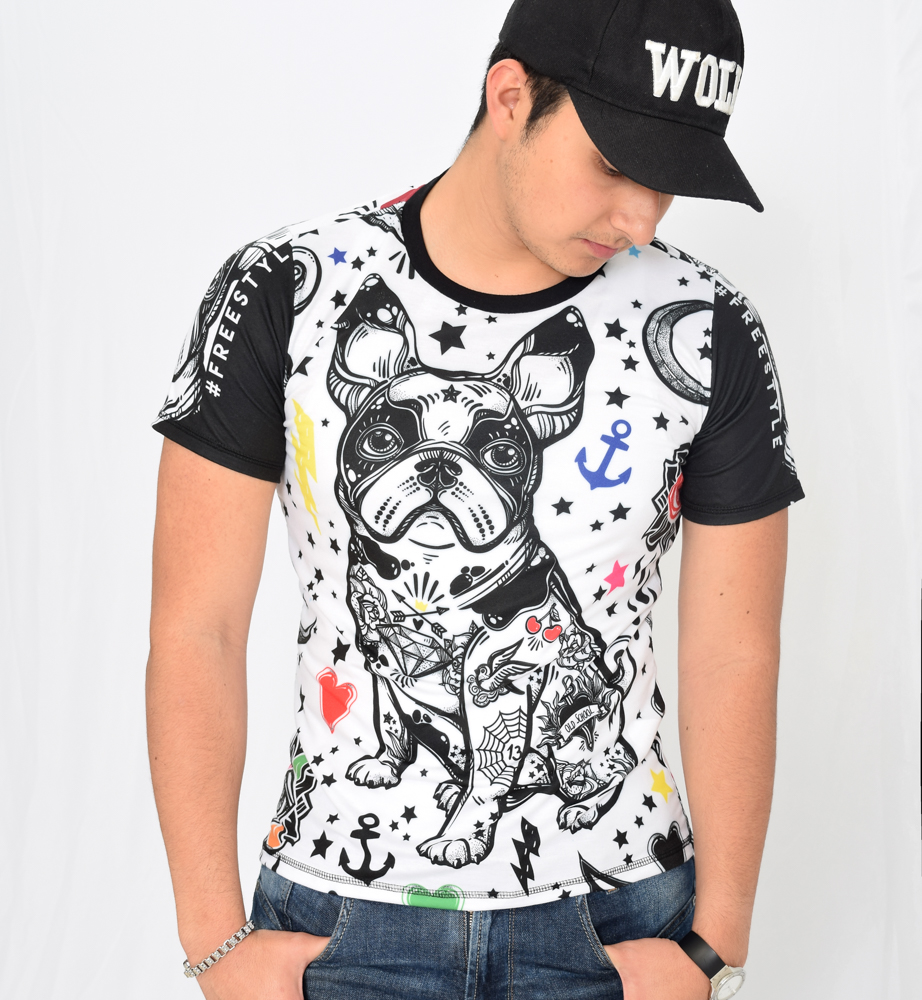 Camiseta estampada con perro pug | Noomeral | Ropa Urbana