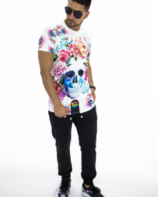 Camiseta calaveras flores